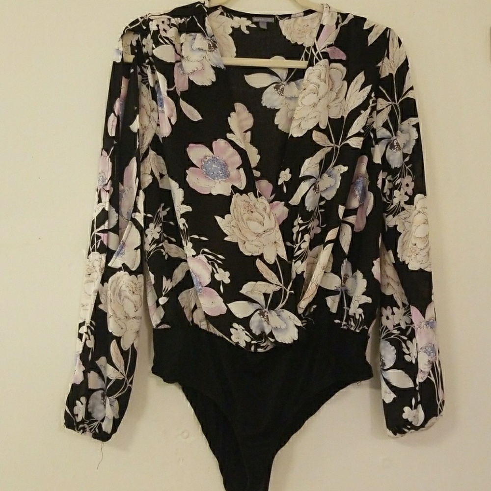 Floral body suit size L